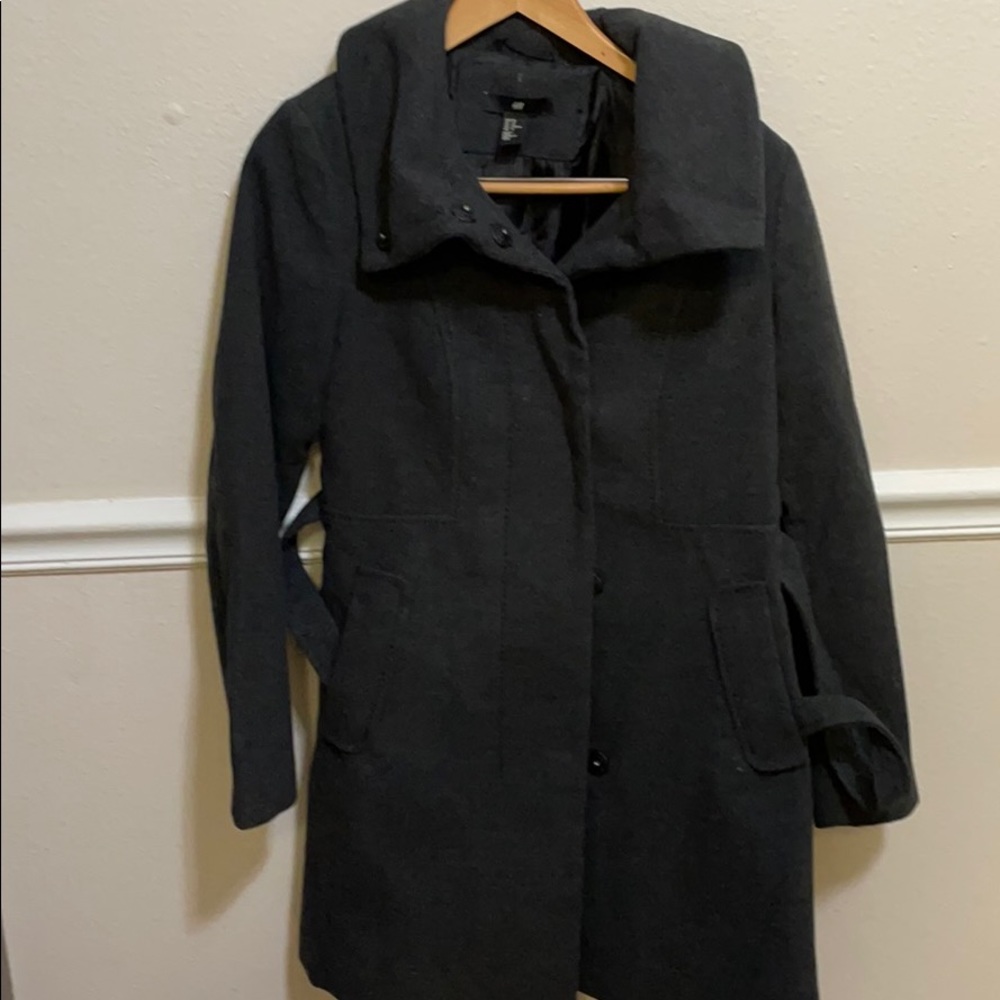 HM women’s grey peacoat medium